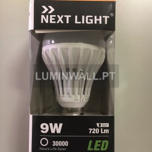 Lâmpada LED Standard E27 9W 2700K