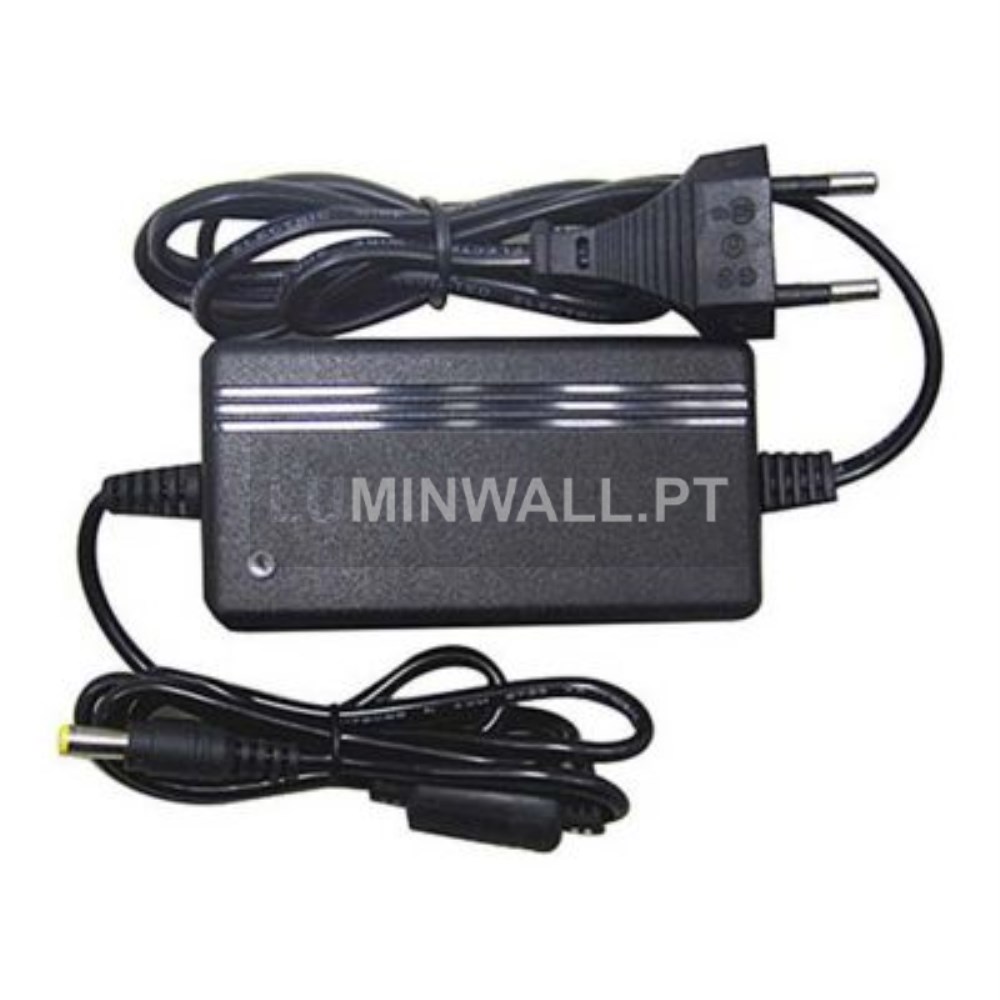 Transformador DESKTOP 12V 24W 2A IP20